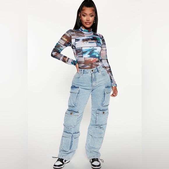 Fairfax High Rise Stretch Cargo Jeans - Light Wash - Picture 1 of 7